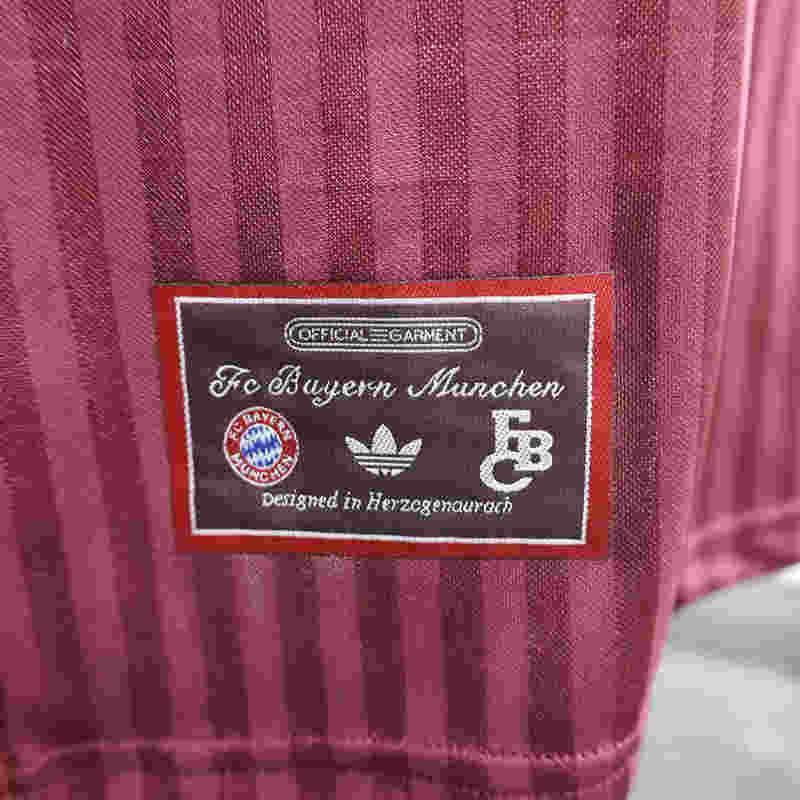 Player Version 2025-2026 Special Version Bayern München Red Thailand Soccer Jersey AAA-888