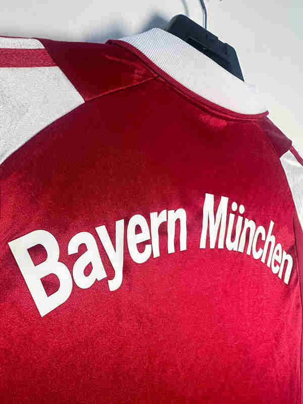 Retro Version 03-04 Bayern München Home Red Thailand Soccer Jersey AAA-811