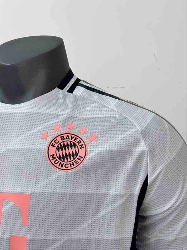 Player Version 2025-26 Bayern München Away White Soccer Jersey AAA-0871
