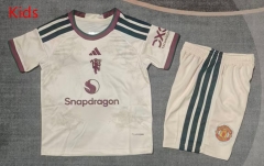 26-27 Manchester United 2nd Away Beige Kids/Youth Soccer Uniform-9484 26-27 Manchester United 2nd Away Beige Kids/Youth Soccer Uniform-9484