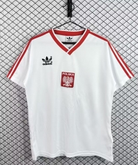 Retro Version 1986 Poland Home White Thailand Soccer Jersey AAA-3257 Retro Version 1986 Poland Home White Thailand Soccer Jersey AAA-3257