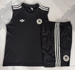 26-27 Germany Dark Gray Vest Thailand Soccer Tracksuit-815 26-27 Germany Dark Gray Vest Thailand Soccer Tracksuit-815